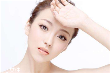 混合性皮肤去角质多久一次,皮肤角质怎么处理