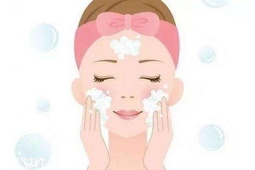 敏感肌如何去闭口粉刺,敏感肌长闭口粉刺怎么办