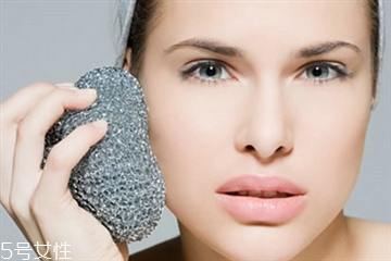 鸡皮肤要注意些什么呢,鸡皮肤用什么药膏