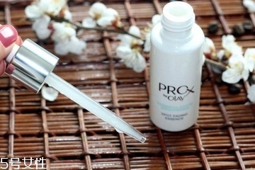 精华液能代替眼霜吗,精华液能当眼霜用吗?