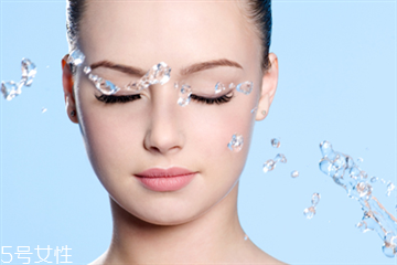 洗脸是先去角质还是先用洗面奶,先去角质还是先用洗面奶? 洗脸是先去角质还是先用洗面奶,先去角质还是先用洗面奶?