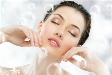 去角质要干脸还是湿脸,去角质是湿脸还是干脸时候涂抹