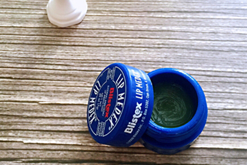 什么牌子的唇膏淡化唇色,淡化唇纹的唇膏哪款好