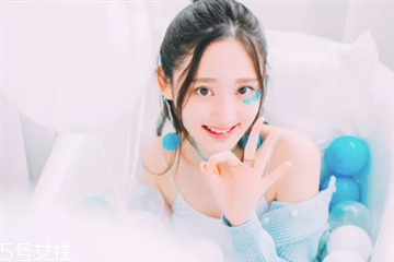 美白精华可以淡化痘印吗,美白精华能去痘印吗