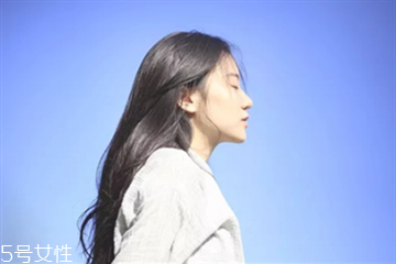 美白精华可以淡斑吗,美白淡斑精华有用吗