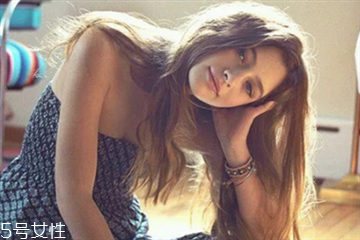 哪个牌子的精华液美白效果好,哪个品牌的美白精华最好用