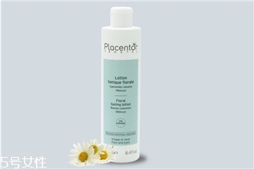 洋甘菊皙润舒缓提亮柔肤水,洋甘菊柔肤水的作用