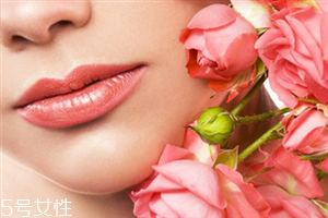 怎么保养唇部可以让嘴唇又水又嫩,嘴唇护理保养小妙招 怎么保养唇部可以让嘴唇又水又嫩,嘴唇护理保养小妙招