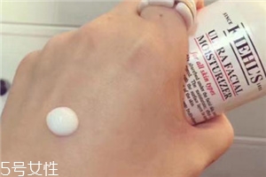 乳液可以当晚霜用吗?,乳霜晚上可以用吗