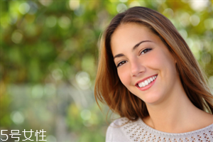 敏感肌肤卸妆用什么好,敏感肌卸妆用什么最好