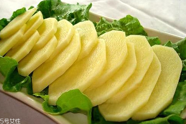 美白面膜是白天敷好还是晚上敷好,美白面膜早上敷好还是晚上敷好