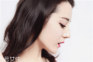 孕妇护肤品怎么选,请问孕妇用什么护肤品比较适合呢