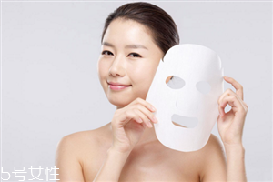 怀孕初期可以敷面膜吗?,女人坐月子可以用护肤品吗