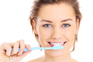 孕妇用哪个牌子的牙膏比较好,孕妇能用的牙膏牌子