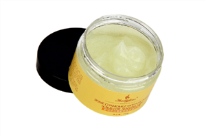 磨砂膏和沐浴露哪个先用?,磨砂膏跟沐浴露哪个先用