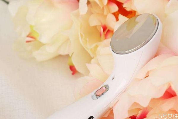 导入仪适合哪个年龄,美容仪和导入仪哪个好