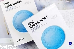 面膜是不是换着用比较好,换季可以天天敷面膜吗 面膜是不是换着用比较好,换季可以天天敷面膜吗