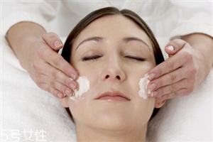 使用睡眠面膜前需要使用什么吗,用完睡眠面膜之后还需要用什么