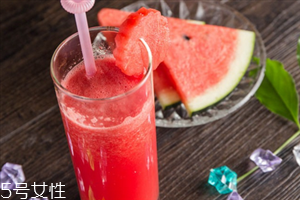 西瓜面膜的功效和作用,丝瓜面膜的功效和作用