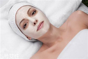 美白泥膜哪个牌子好用,泥膜和面膜的区别