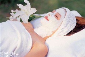 敷完清洁面膜需要洗脸吗,洗完脸再用清洁面膜吗