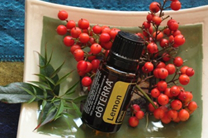 柠檬精油的功效和作用及怎么使用,多瑞特柠檬精油的使用方法 柠檬精油的功效和作用及怎么使用,多瑞特柠檬精油的使用方法