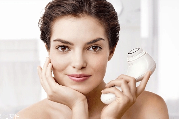 美容院吸黑头粉刺仪器有用吗,吸粉刺黑头仪器有用吗