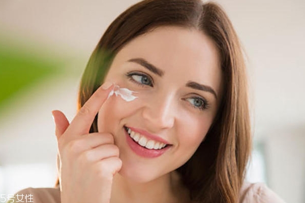 45岁用什么面膜比较合适,45岁用什么面膜