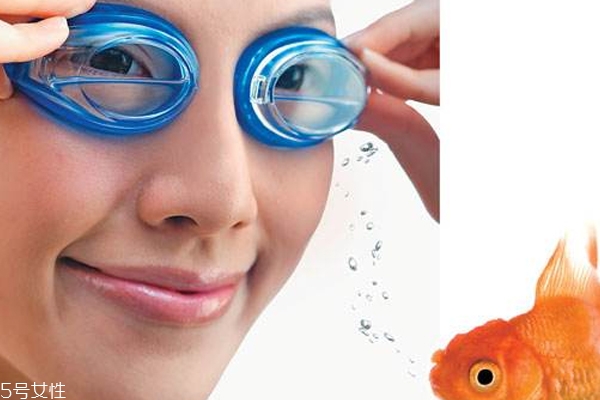 洗眼液一次用多少毫升,洗眼液洗一次几分钟 洗眼液一次用多少毫升,洗眼液洗一次几分钟