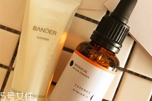 玫瑰精油能祛斑吗,玫瑰精油真的能淡化色斑吗 玫瑰精油能祛斑吗,玫瑰精油真的能淡化色斑吗