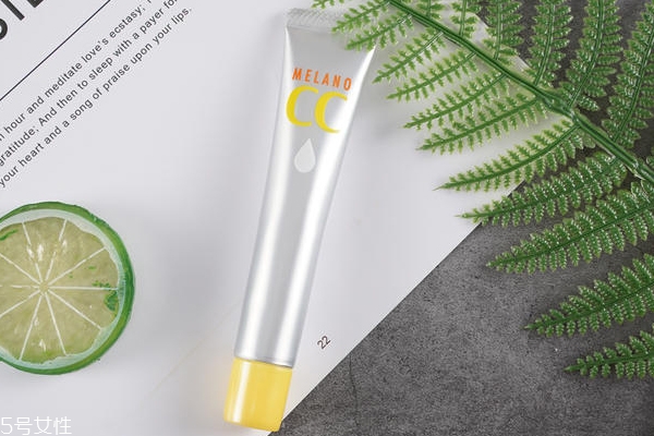 乐敦cc可以全脸用吗,乐敦cc可以直接涂在脸上吗