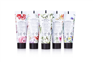 抹了护手霜手还是干,手比较干燥用什么护手霜