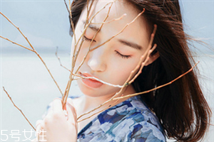化妆品过敏多久能恢复,脸部化妆品过敏多久能恢复