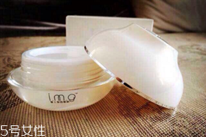 补水霜什么时候用比较好,补水霜什么时候用