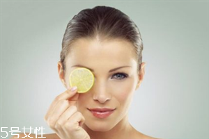 干性皮肤晚上护肤步骤,皮肤干燥晚上怎么护理