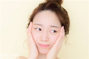 日本补水效果好的水乳,日本哪个牌子的乳液保湿效果好