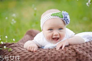 儿童涂防晒霜的步骤,宝宝可以用防晒霜吗