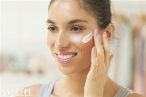 冬季用什么防晒霜,秋冬季用什么防晒霜好