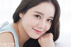 珍珠膏好还是素颜霜好,素颜霜和珍珠膏哪个用着养肤