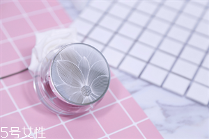 卡姿兰素颜霜怎么样,卡姿兰素颜霜好用吗?