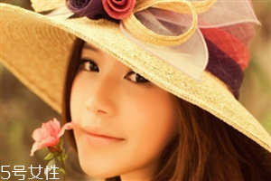 油性皮肤适合用素颜霜吗,油性皮肤素颜霜哪个牌子好用