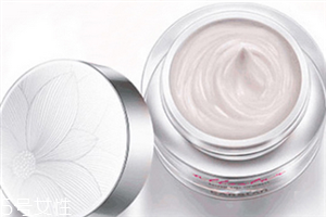 卡姿兰的素颜霜好用吗,卡姿兰素颜霜适合年龄