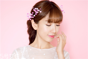 天天涂素颜霜有危害吗,每天抹素颜霜好不好 天天涂素颜霜有危害吗,每天抹素颜霜好不好