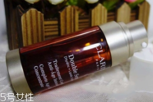 娇韵诗双萃精华的作用,娇韵诗双管精华和双萃精华一样吗