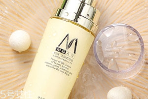 乳液可以涂在眼周围吗,乳液能抹在眼周围吗