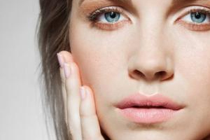 敏感肌怎么选洗面奶和护肤品,敏感肌用什么样的洗面奶