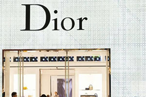 迪奥还是兰蔻口红好用,兰蔻和迪奥哪个品牌好