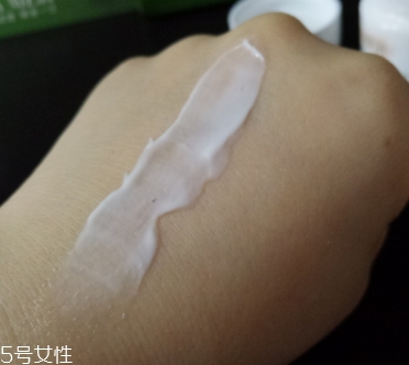 海蓝之谜乳霜成分,海蓝之谜乳霜真假对比