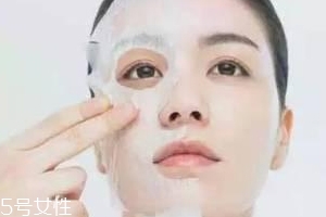 为什么脸上敷面膜会刺痛的感觉,面膜敷上脸上为什么有刺痛的感觉