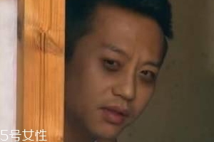 黑眼圈用什么眼霜最好,黑眼圈很严重用什么眼霜好